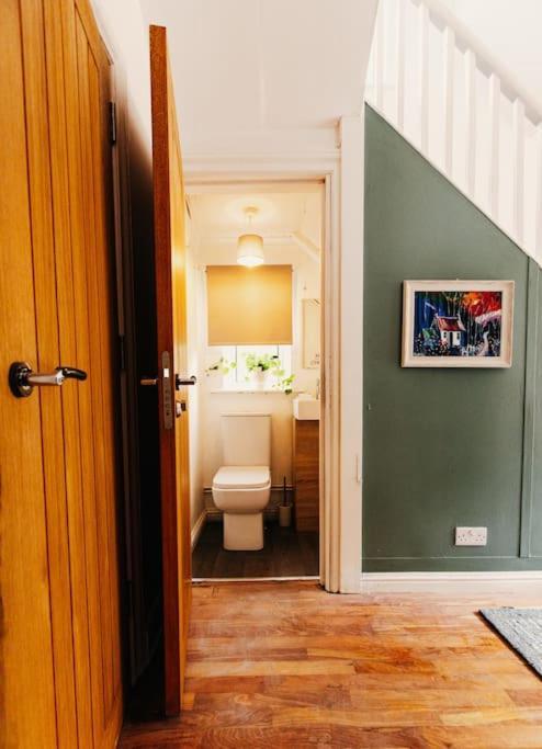 Friars Bush House - Stunning 4 Bedroom Detached House In Exclusive Queens Quarter Luxury Centre Hébergement de vacances *